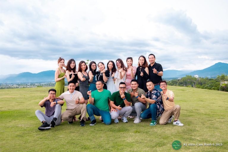 Ảnh tập thể đại gia đình Nhân Y Đạo