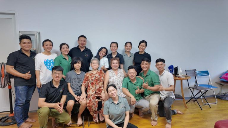 Ảnh tập thể đại gia đình Nhân Y Đạo