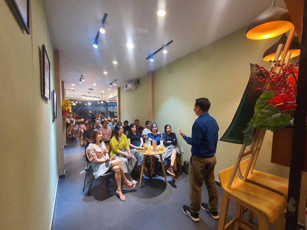 Buổi chia sẻ, lớp học cộng đồng của Nhân Y Đạo
