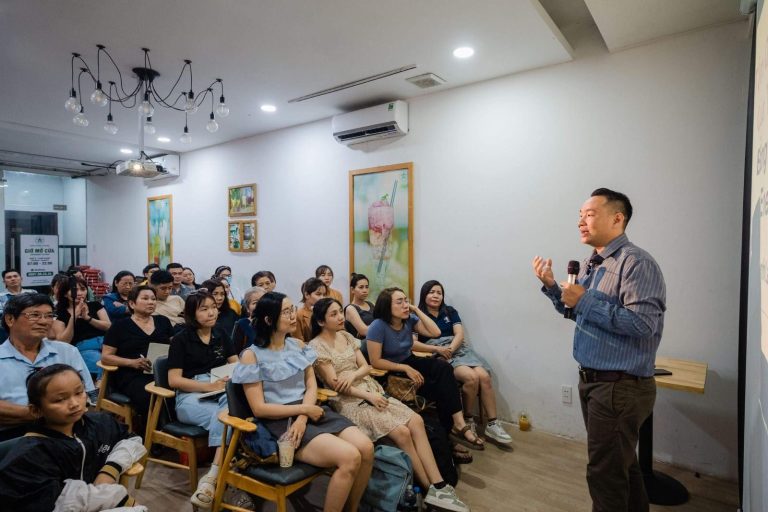 Buổi chia sẻ, lớp học cộng đồng của Nhân Y Đạo